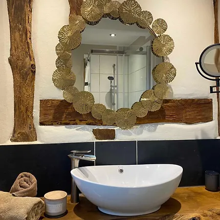 Gutshaus Kranichflug בית חווה